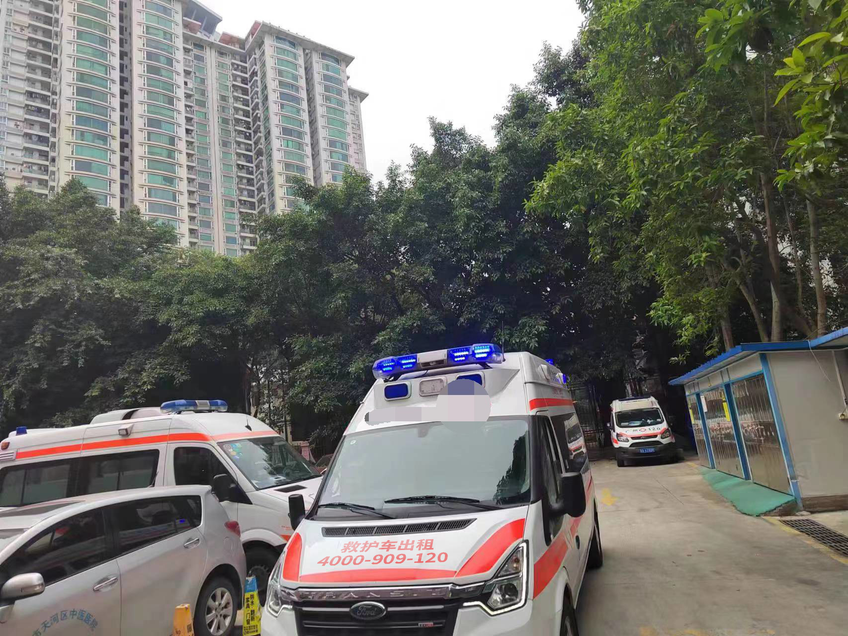 出院回家无忧，私人120救护车出租电话咨询一通即达。